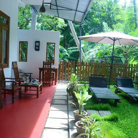 Gold Sand Resort Bentota Extérieur photo