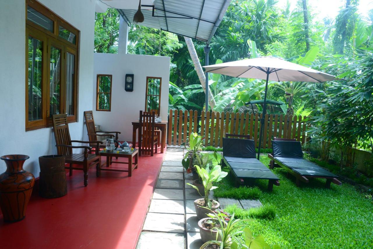 Gold Sand Resort Bentota Extérieur photo